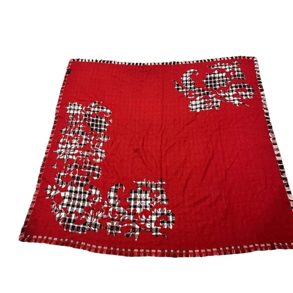 Steve Madden Plaid Floral Oversized Blanket Scarf 54” x 54” Acrylic Reversible - Picture 3 of 5